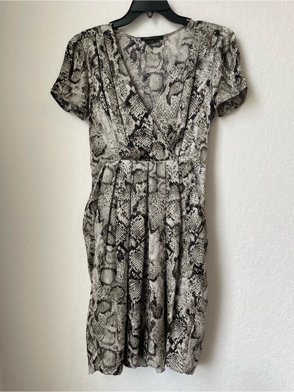BCBGMaxAzria Snake-Print Short Sleeve V-Neck Cocktail Dress
